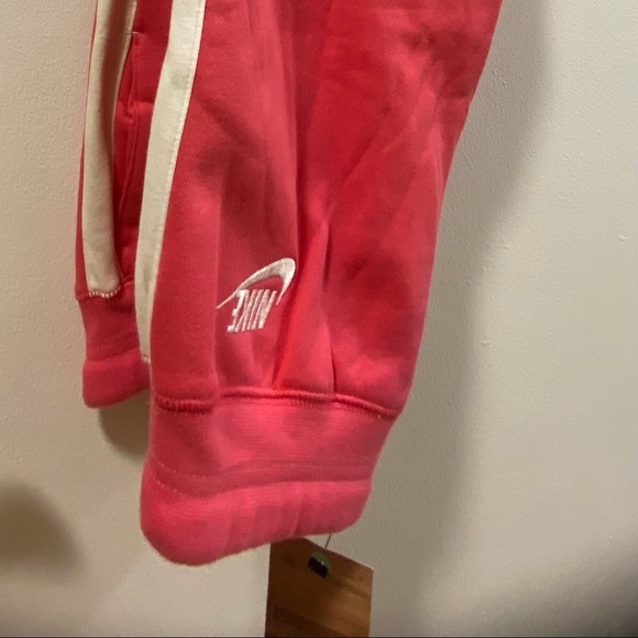 (Bundle 2/$25) NWT Sweatpants Nike XL (Junior) - Picture 3 of 6
